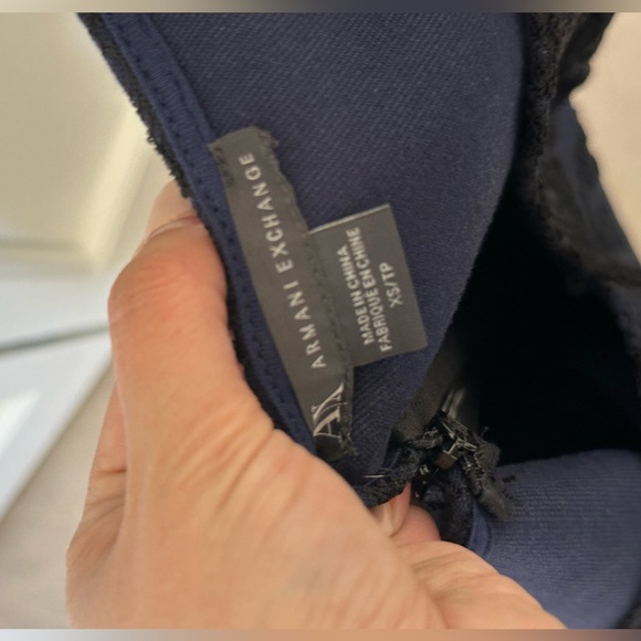 Navy lace dress - Picture 4 of 4